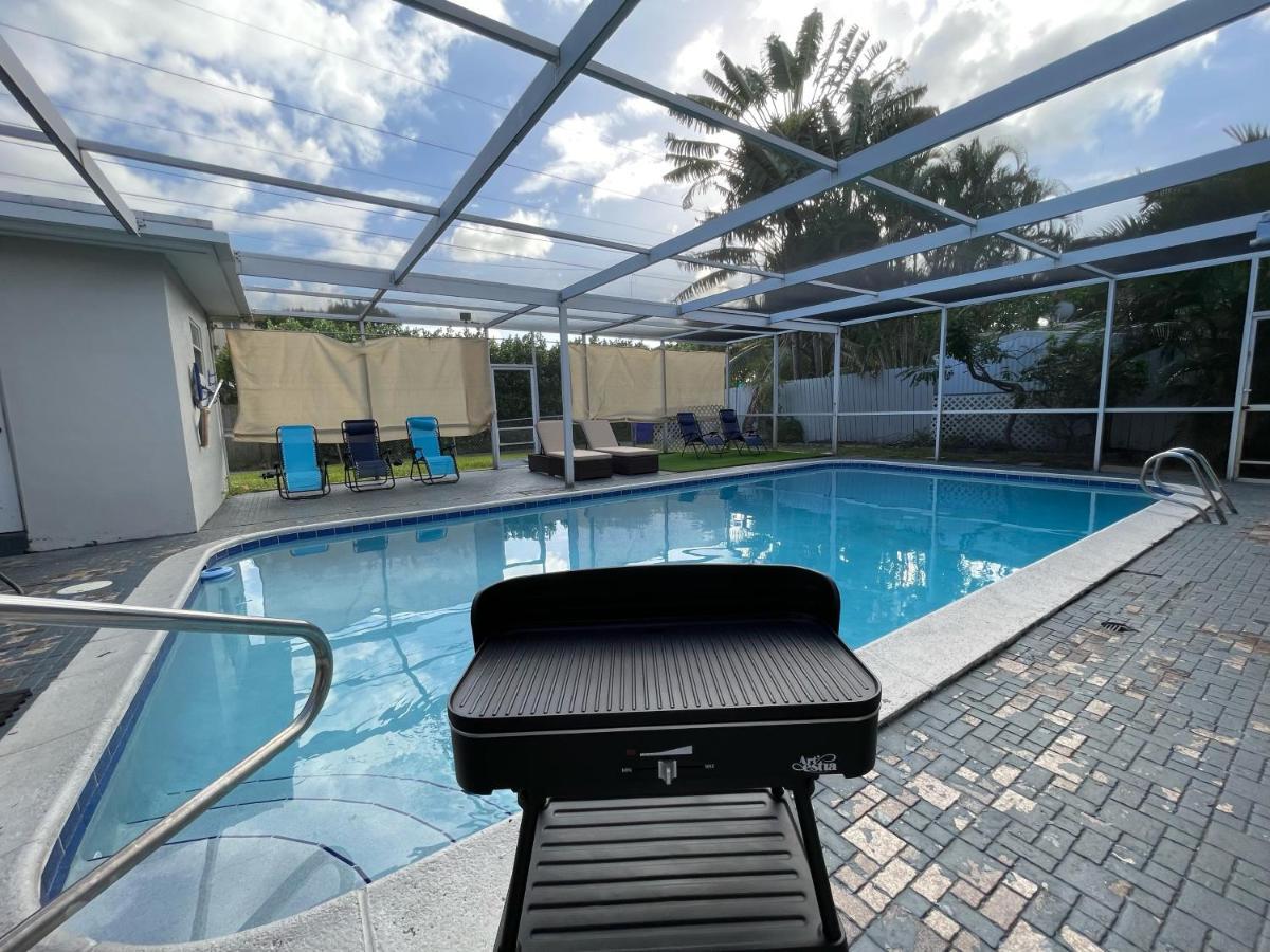Villa Pool Vacation Hollywood Exterior foto